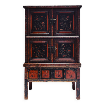 Vintage Chinese Hand-Painted Cabinet