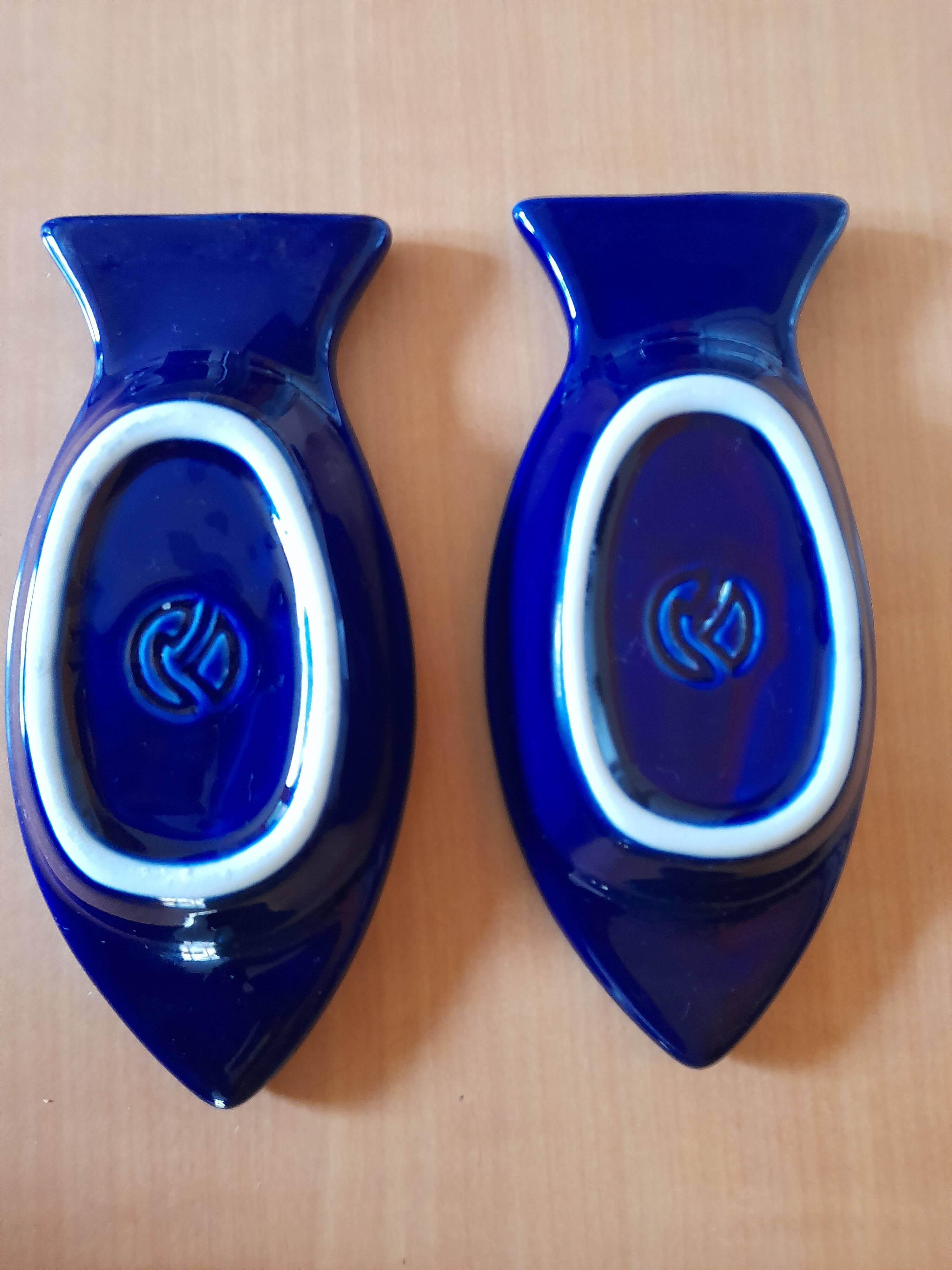 Set of 2 ceramic fish ramekins, cobalt blue
