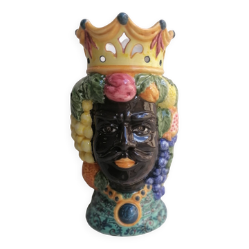 vase en céramique en forme de têtes de Maure siciliennes