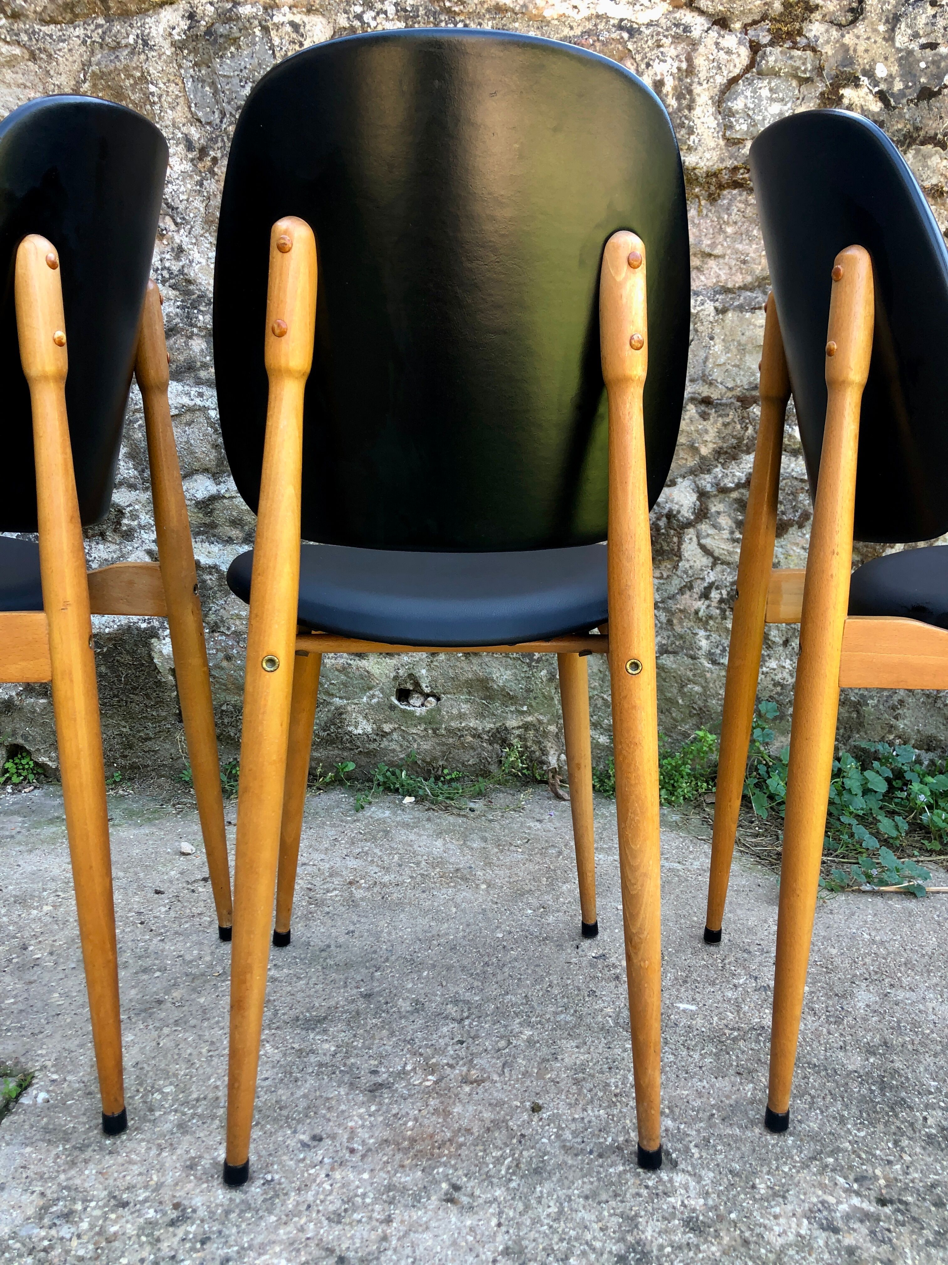 Set of 6 pegasus chairs Baumann skaï black