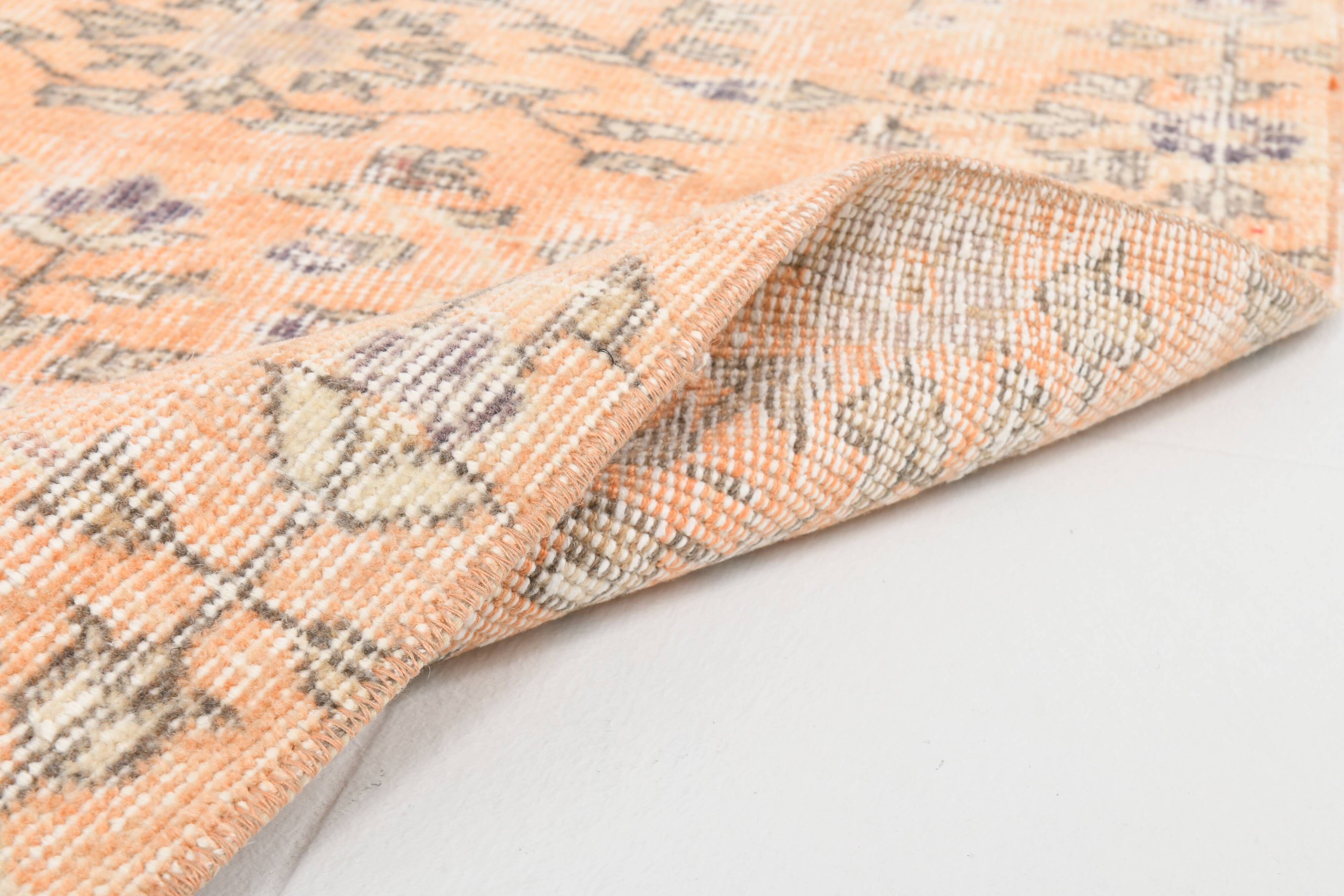 Tapis de couloir turc vintage à motif floral