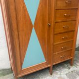 Asymmetrical cabinet
