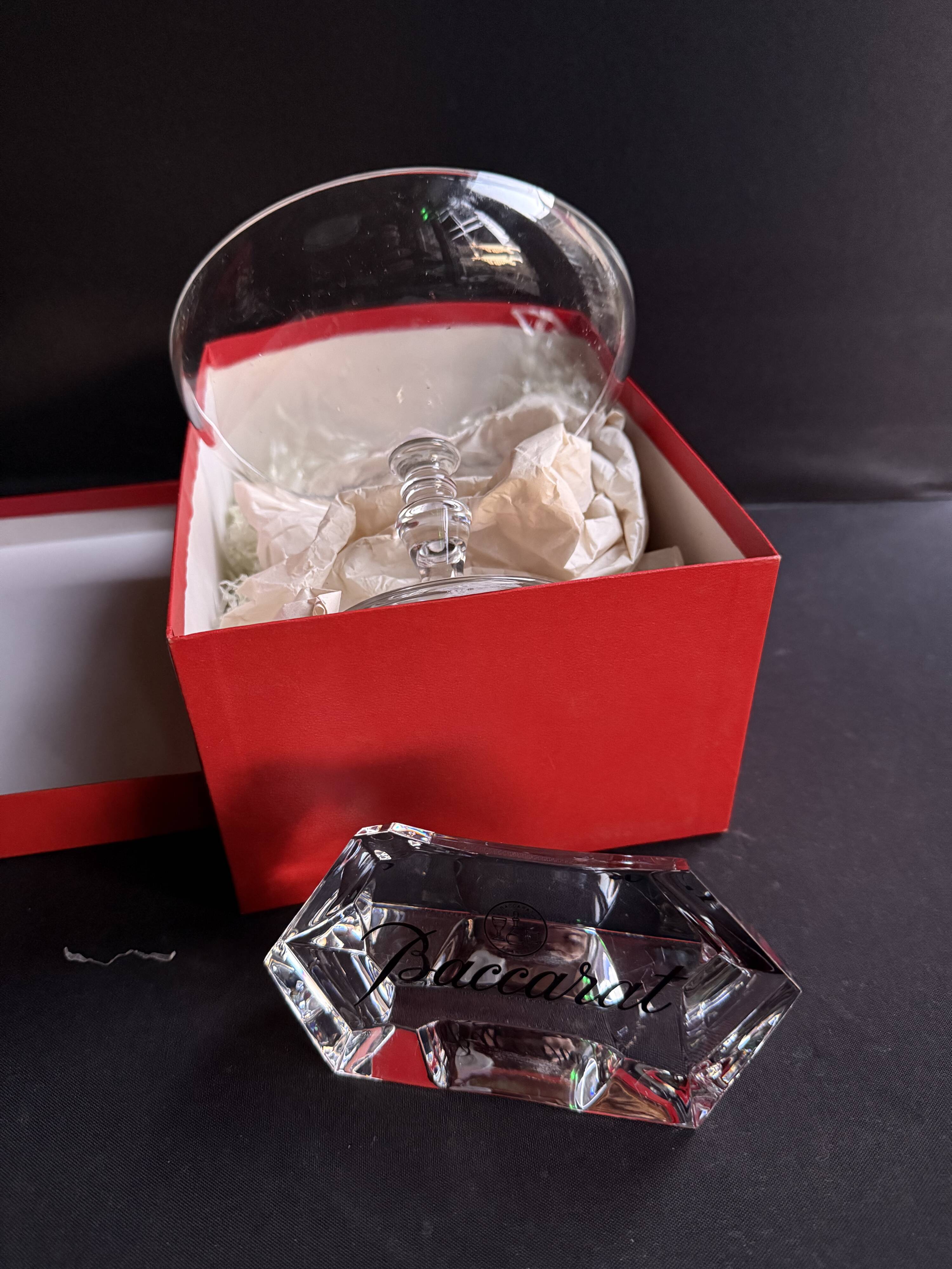 Coupe sur pied Baccarat Vence estampillée en coffret