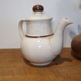Speckled sandstone teapot