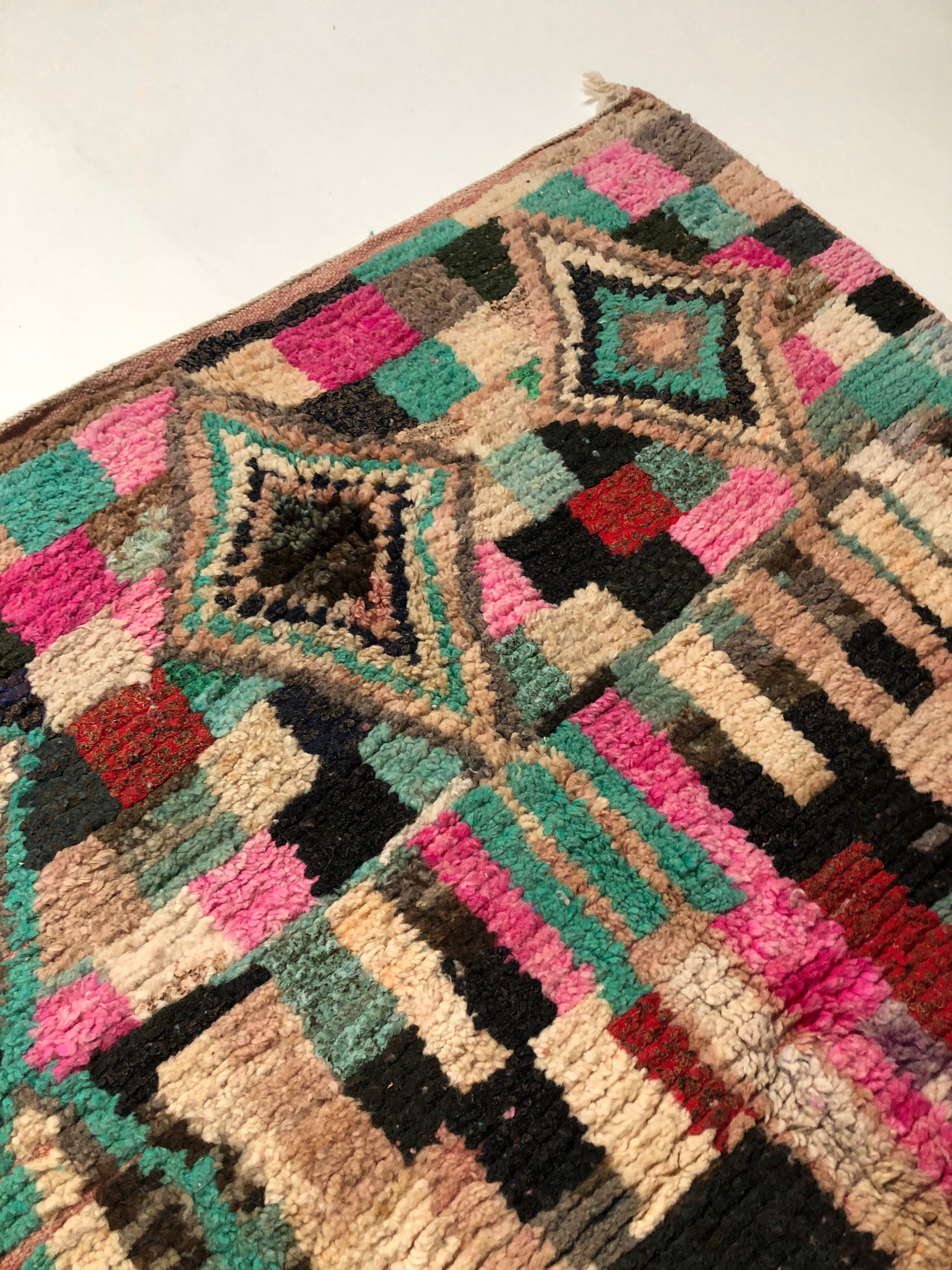 Moroccan Berber carpet Boujaad 1.59x1.3m