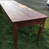 Restaurant table