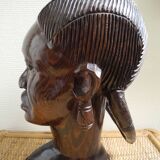 Pair of African sculptures from the 50s
