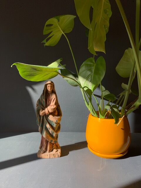 Old Virgin Mary sculpture in polychrome wood, 18th century