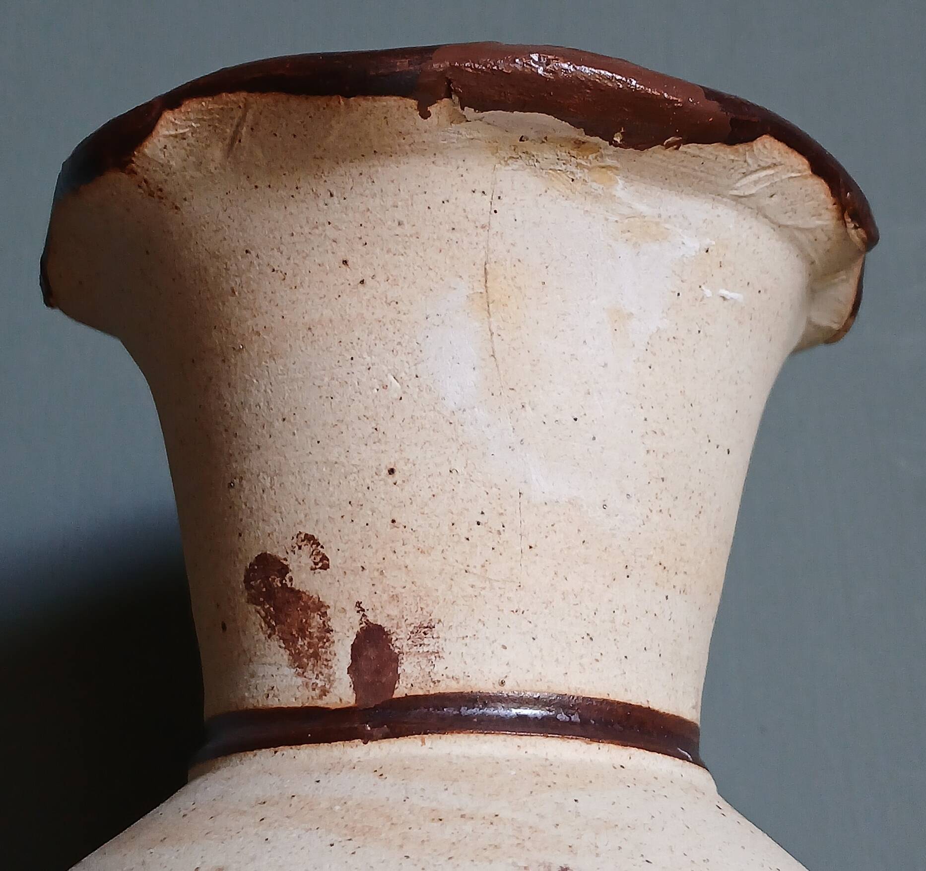 Stoneware vase, traditional pottery from Tonalá, Mexico.