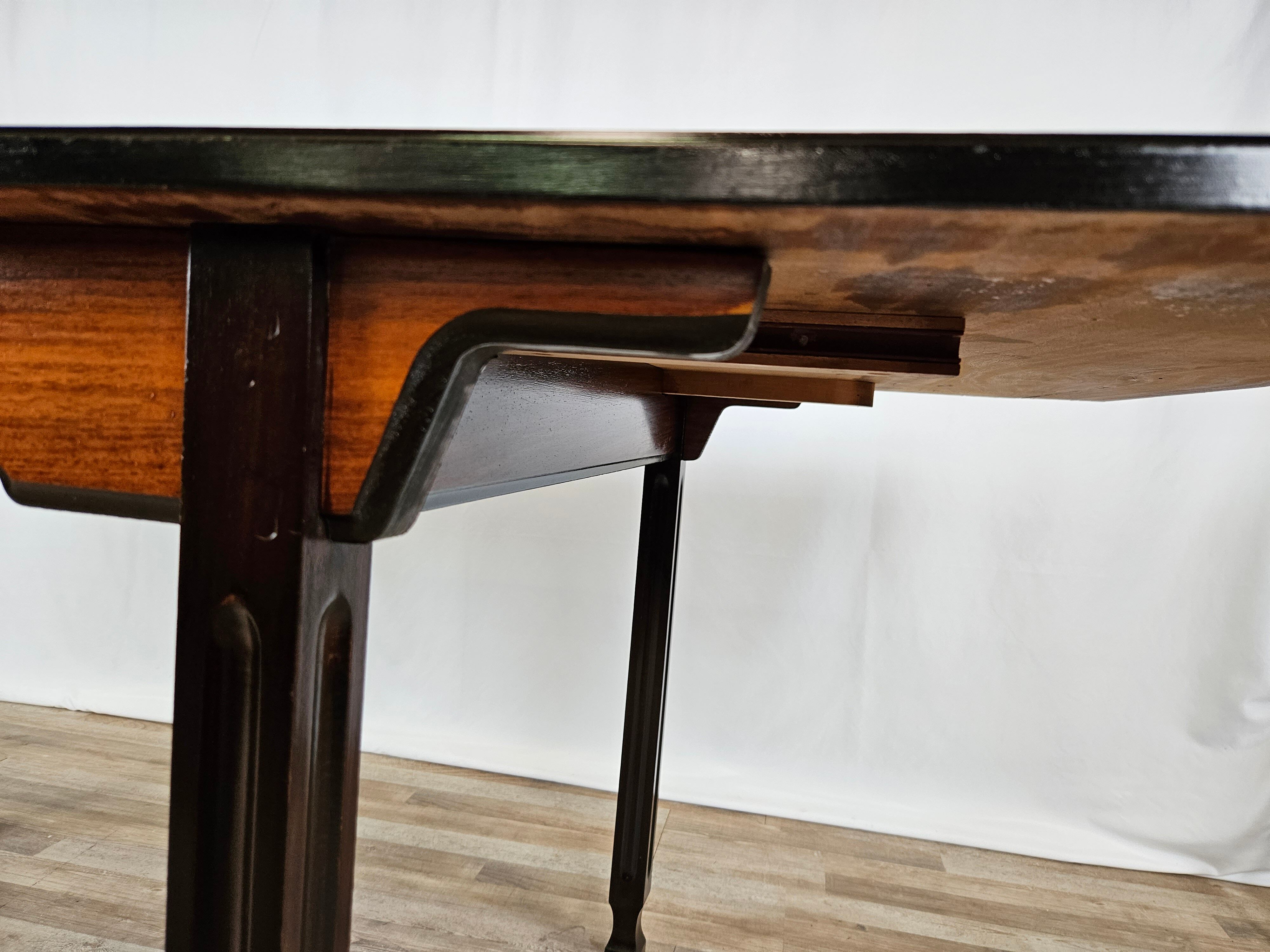 Table à manger extensible de style scandinave en noyer et ébène