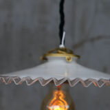 Suspension with lace opaline lampshade