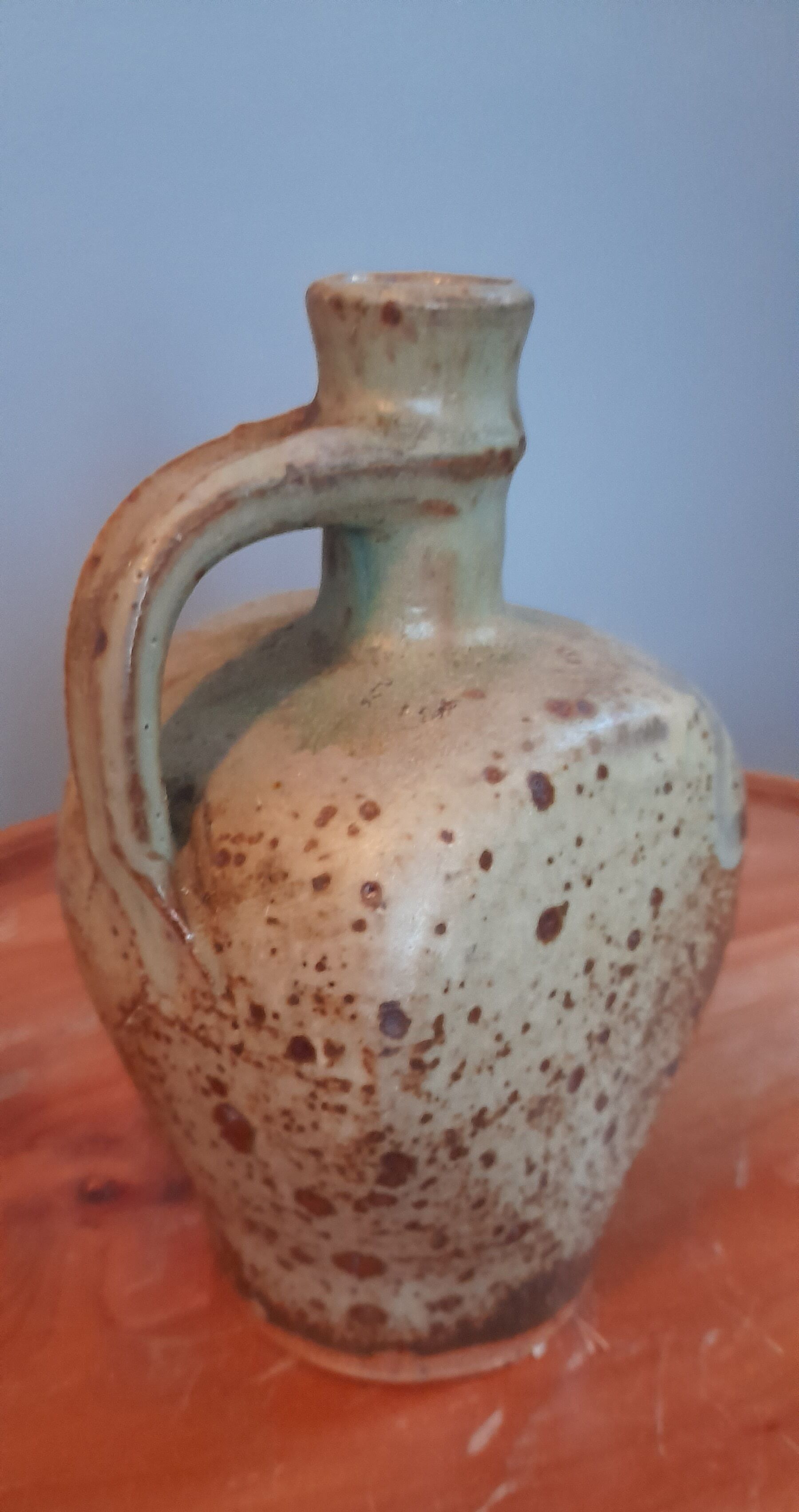 Pichet cruche en grès pyrité brun brut et épuré mid century