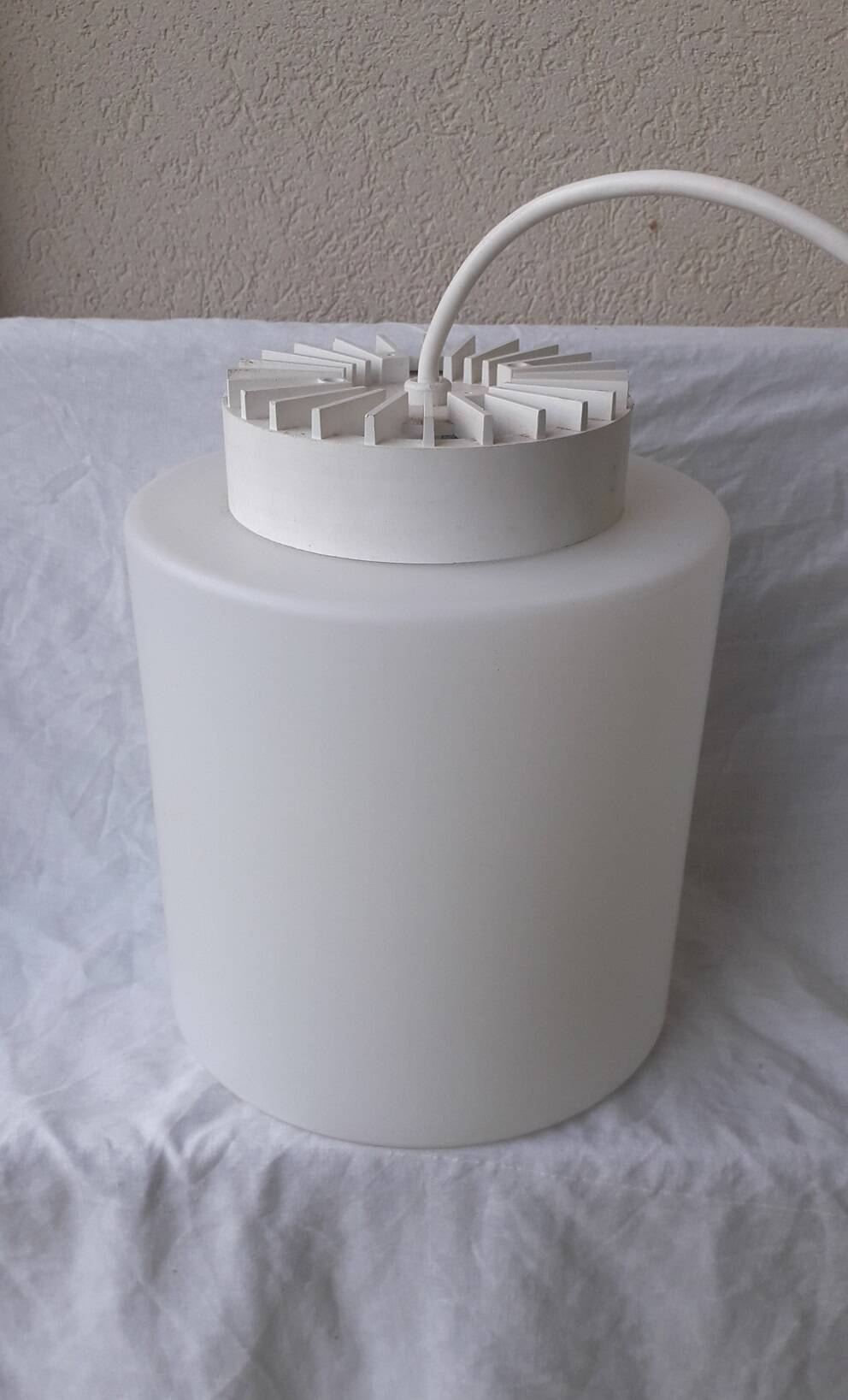 Suspension en opaline blanche