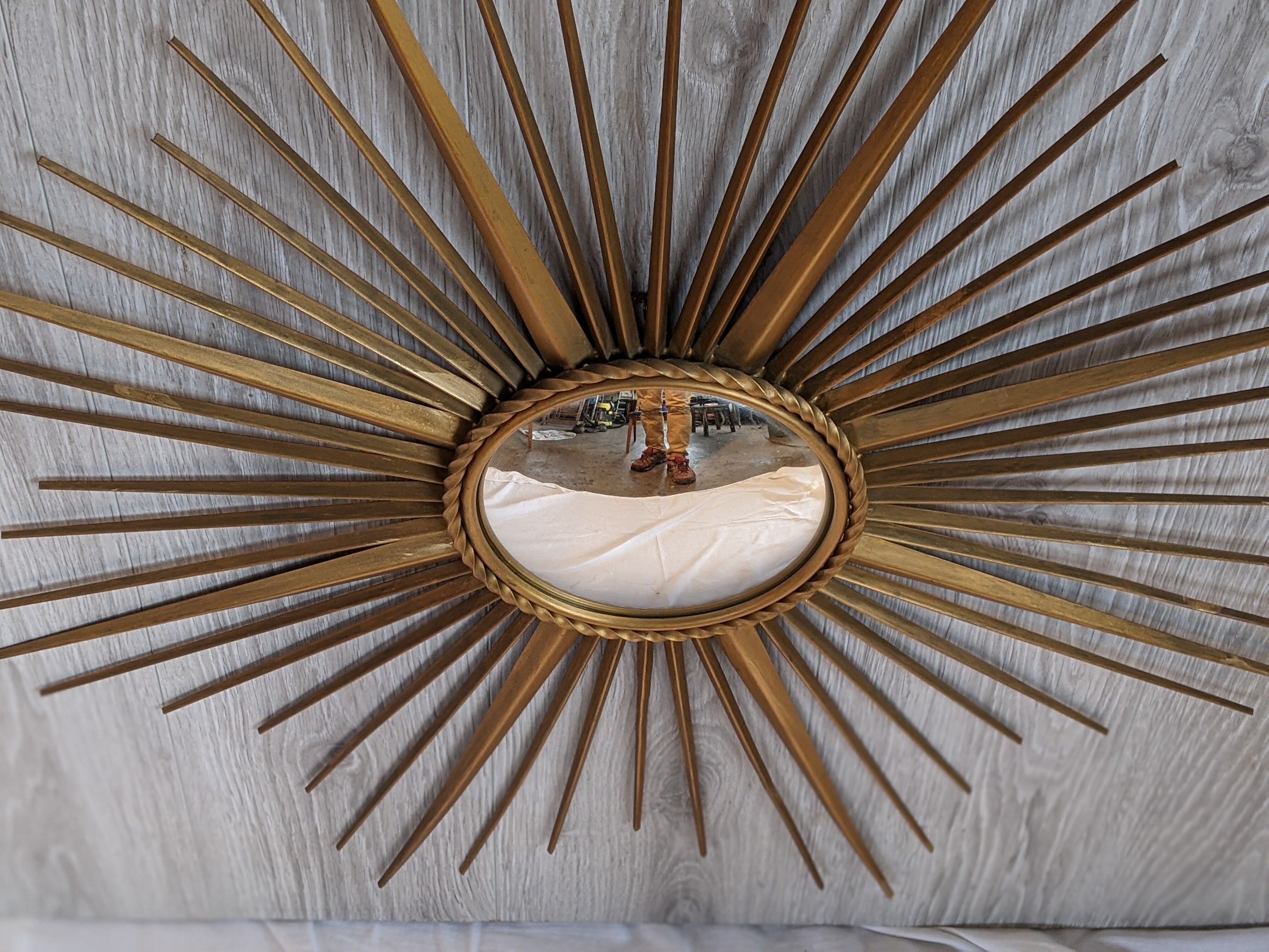 Mirror sun of Chaty Vallauris