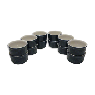 Lot of 12 blue ramekins