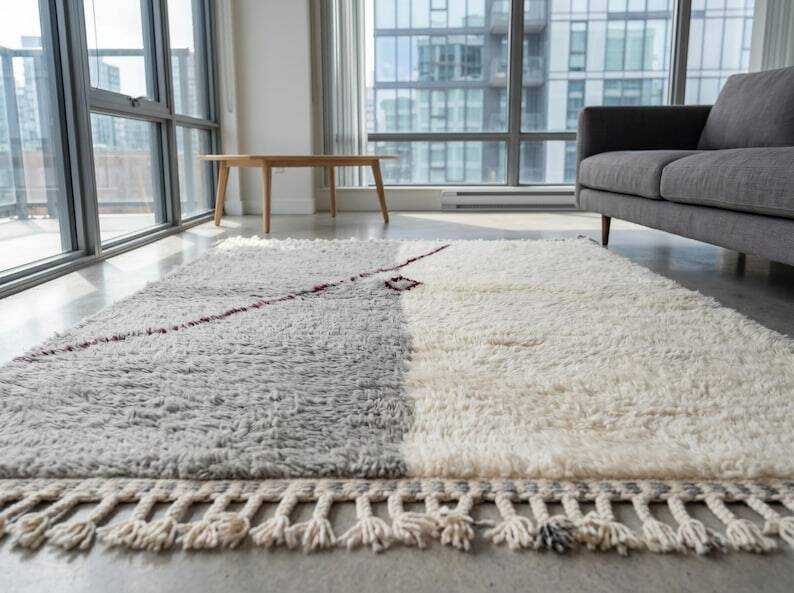 Handmade Moroccan rug 250cm x 150cm