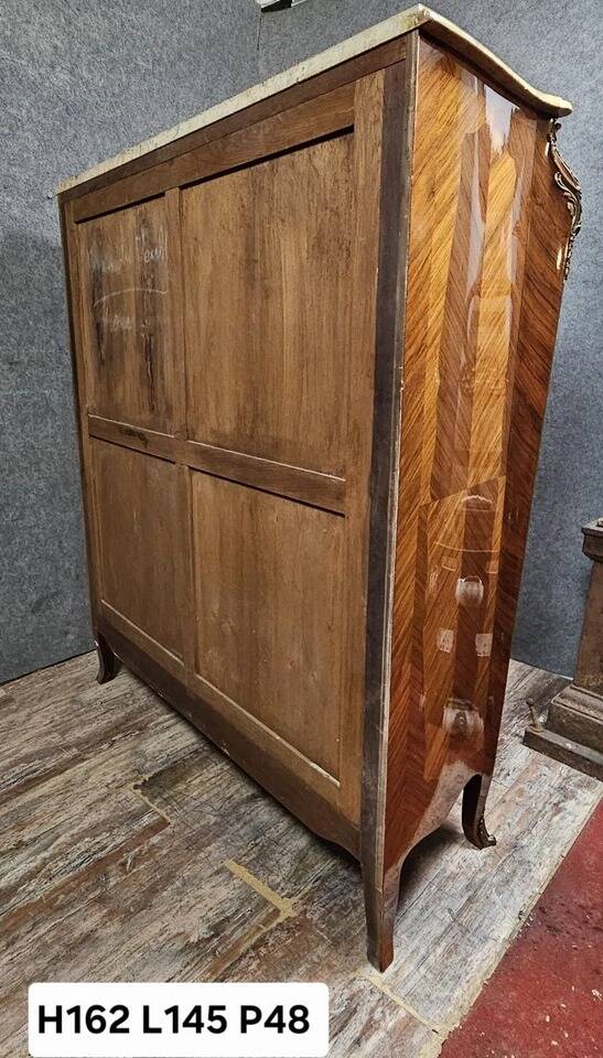 Curved Louis XV style armoire with floral marquetry, 20th century period.
