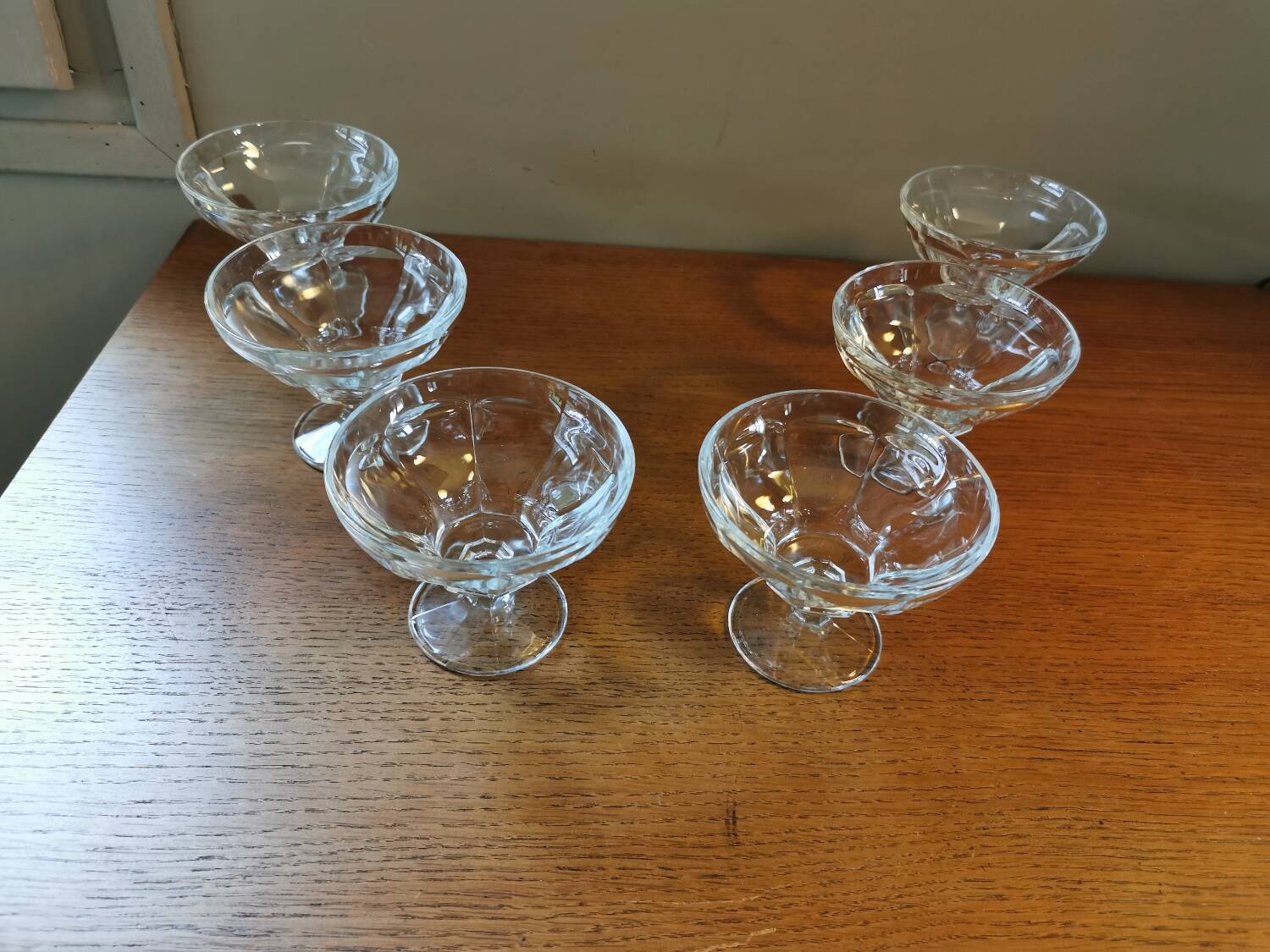 6 art deco Champagne glasses
