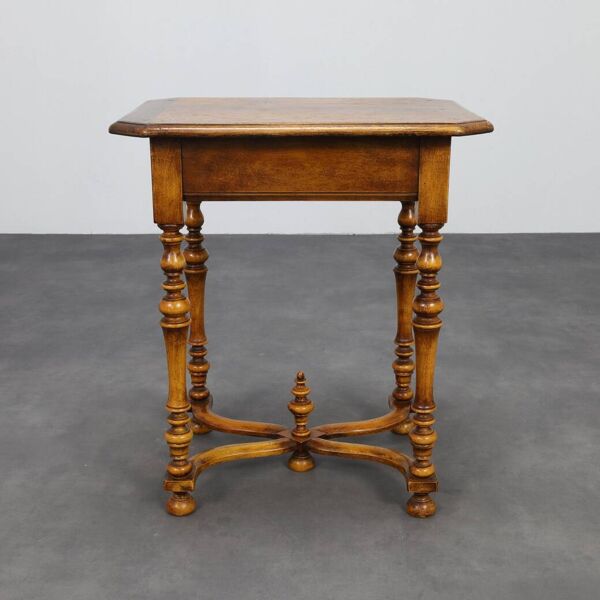 Table d'appoint néobaroque avec tiroir, vers 1890-1920