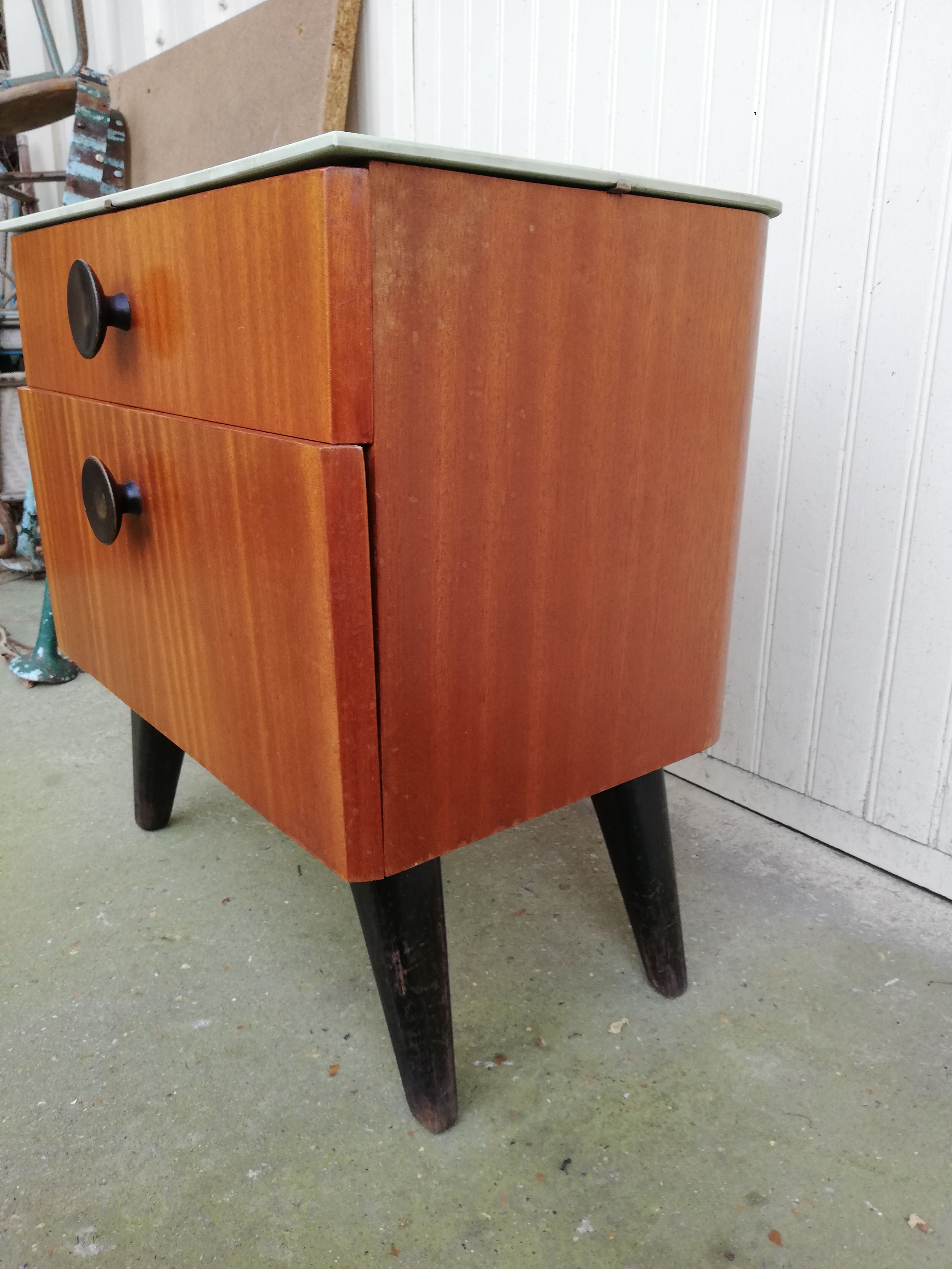 Paire de tables de chevet tchèques, Halabala, style scandinave 1950
