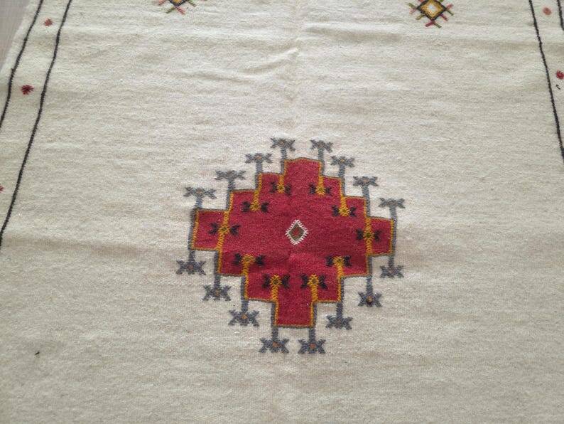 Handwoven Moroccan Berber rug 150/250cm