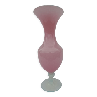 Vase en opaline rose H  24,5 cm