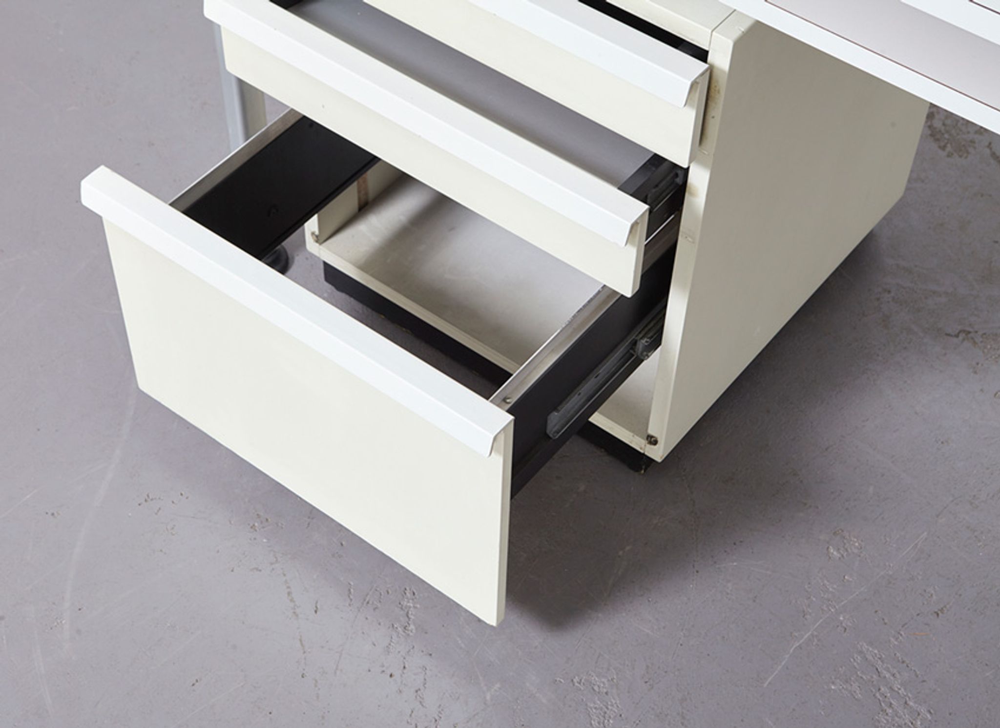 Dieter Rams bureau RZ-57 pour Vitsoe 1957
