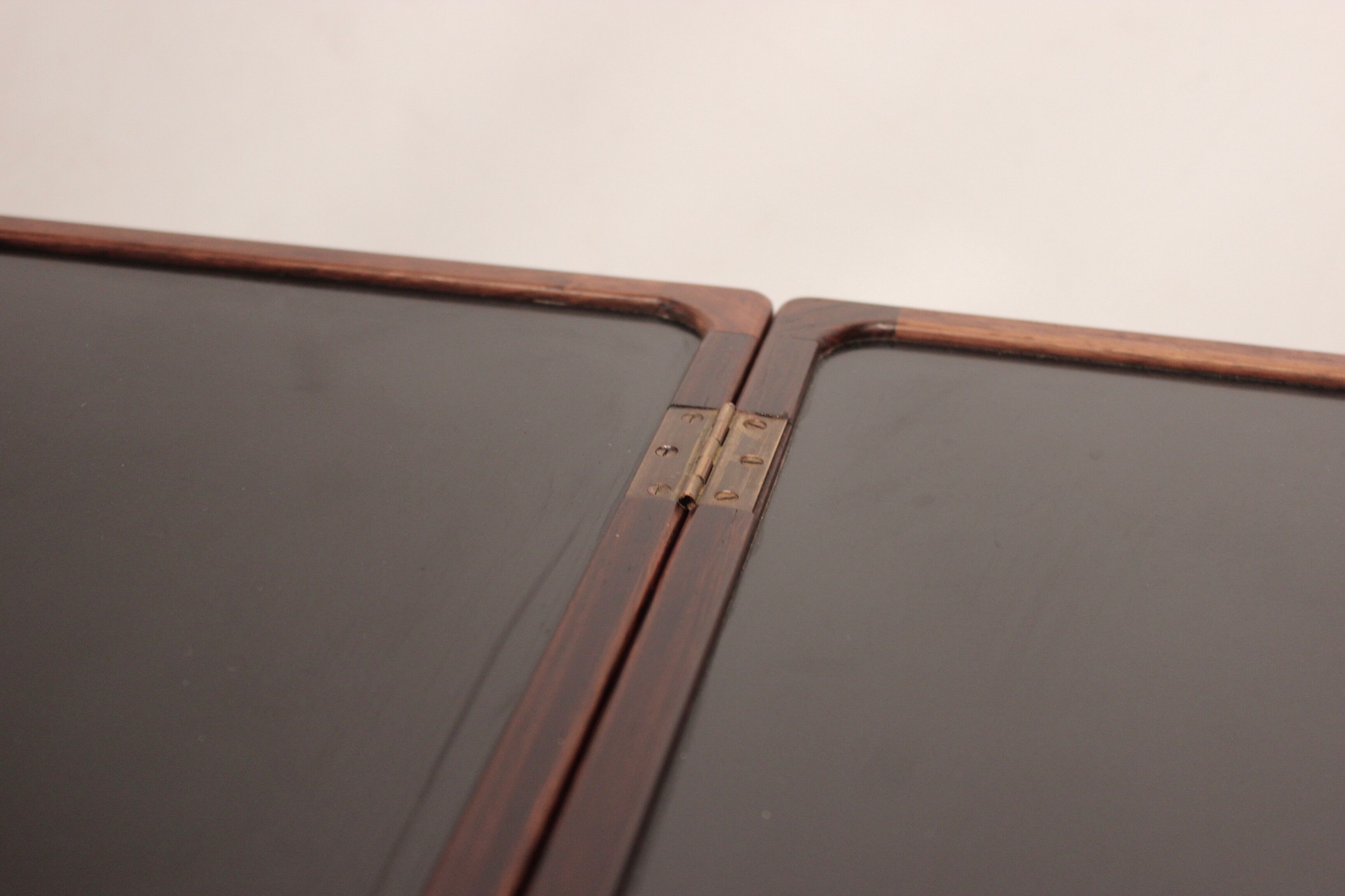 Desserte en bois de rose  danoise des années 1960