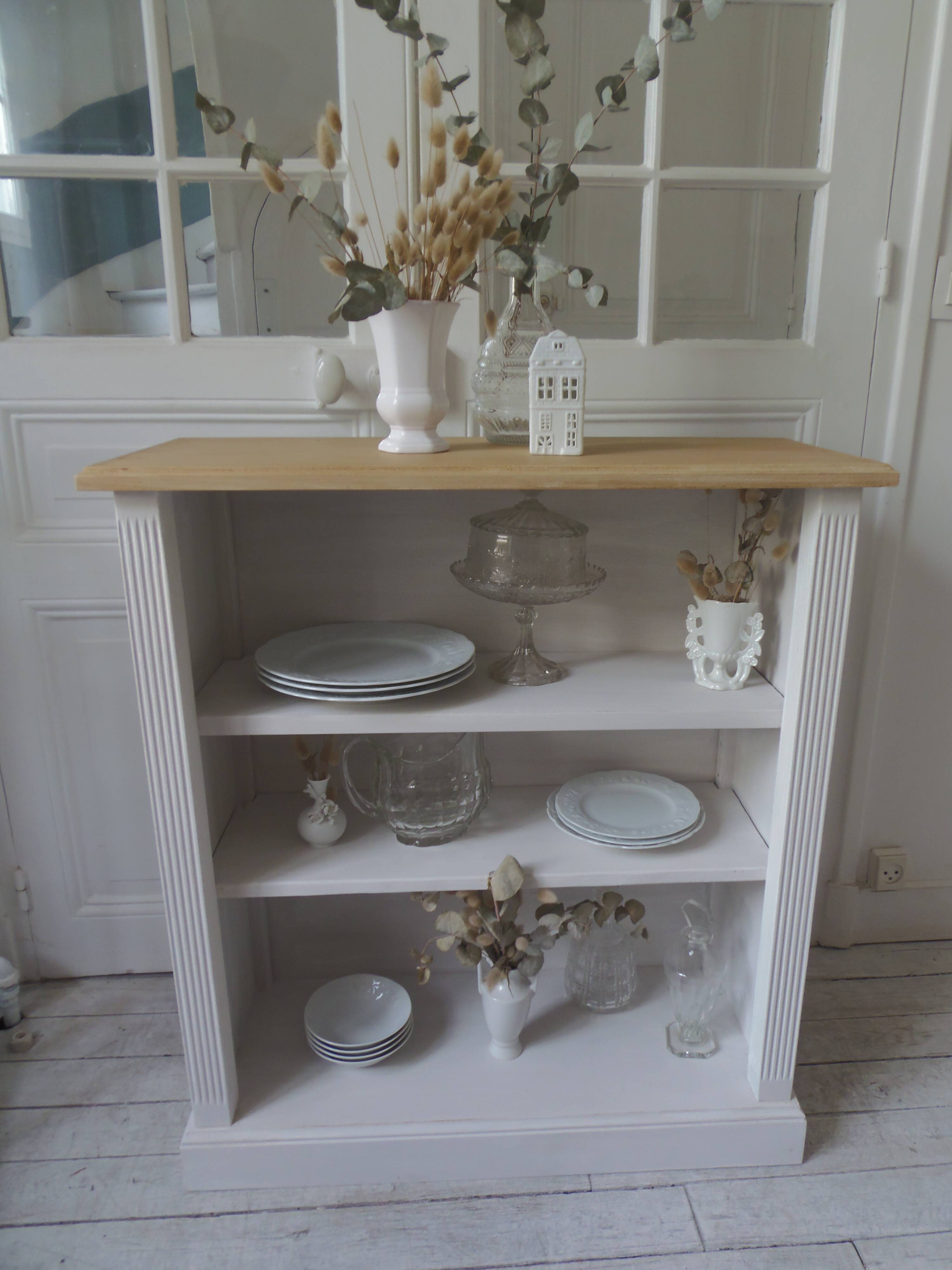 Re-enchanted bookcase in pearl gray, light oak waxed top.