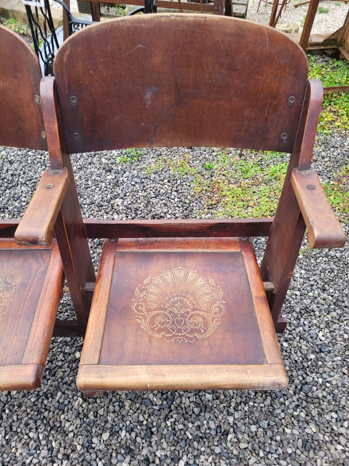 2-seater cinema bench