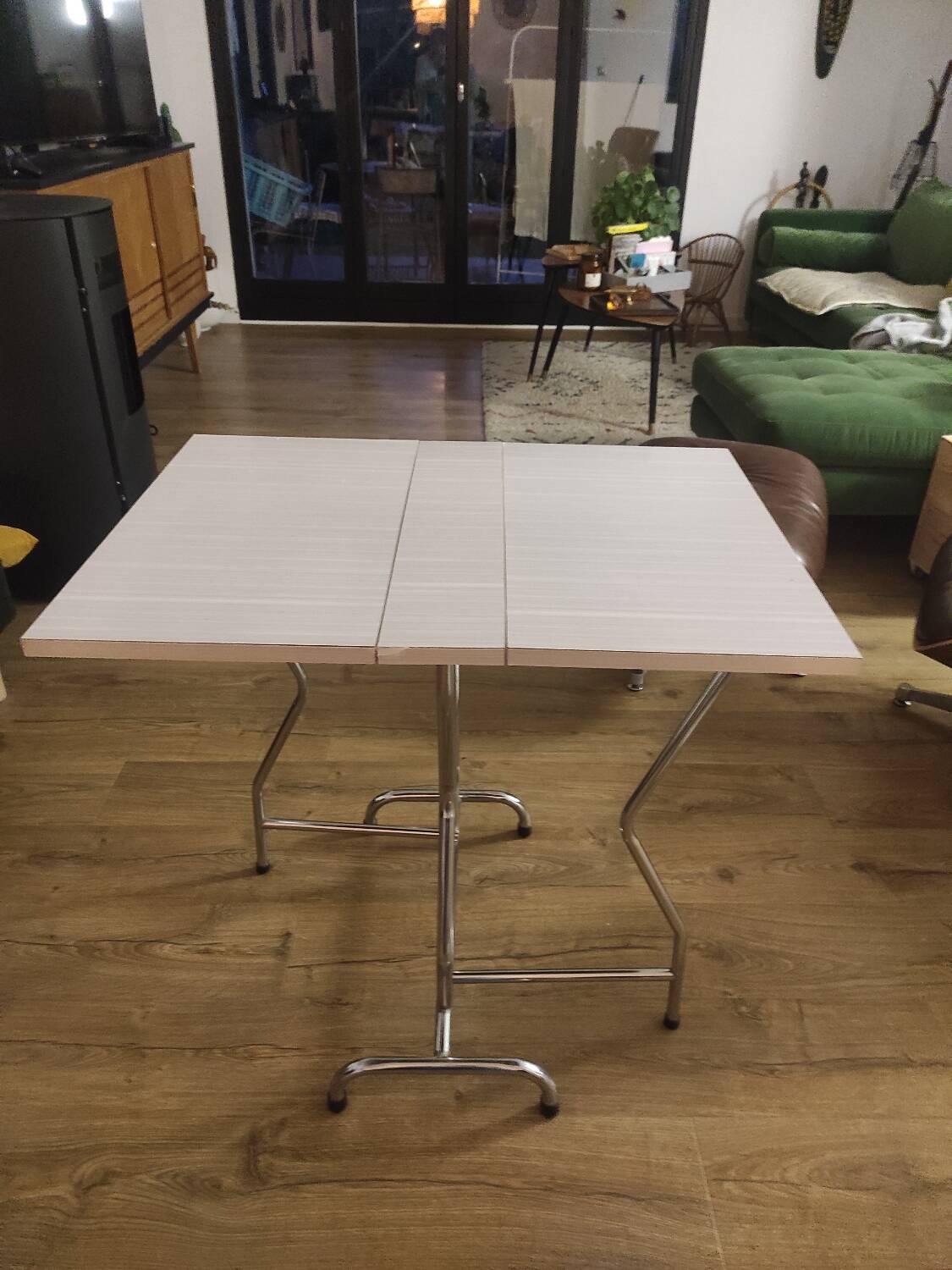 Formica table