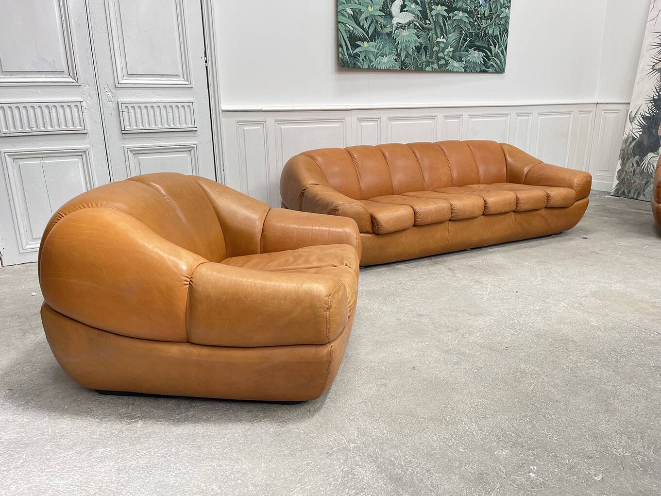 Burov leather living room set