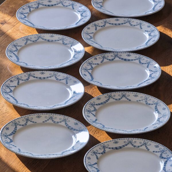 9 assiettes à dessert terre de fer signées Sarreguemines Juliana