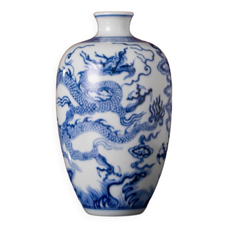 Vase Prunus en porcelaine bleue et blanche de Style Ming Yongxuan, artisanat classique