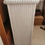 Chest of drawers in rattan