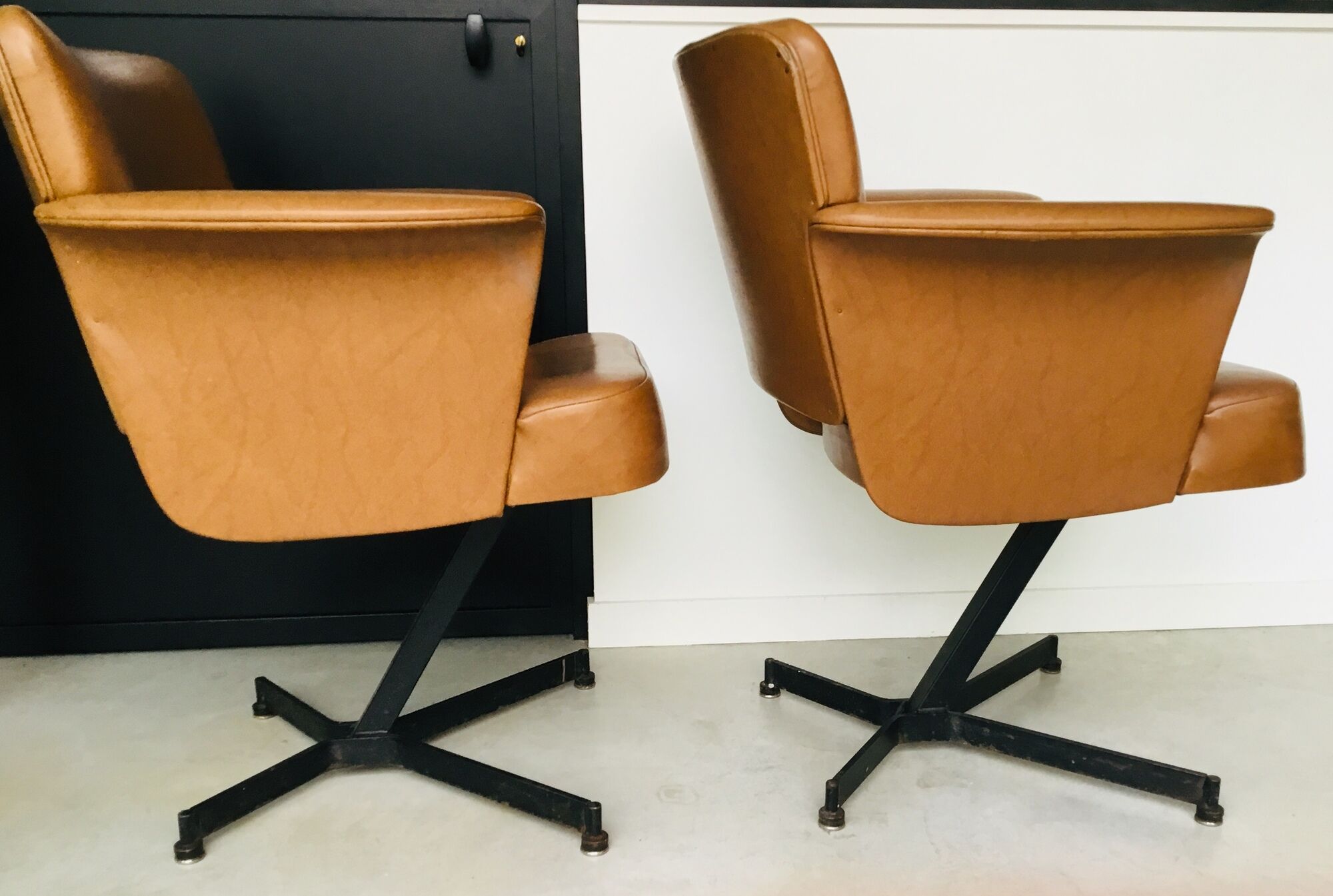 Pair of brown faux leather armchairs - black metallic footing - 1960