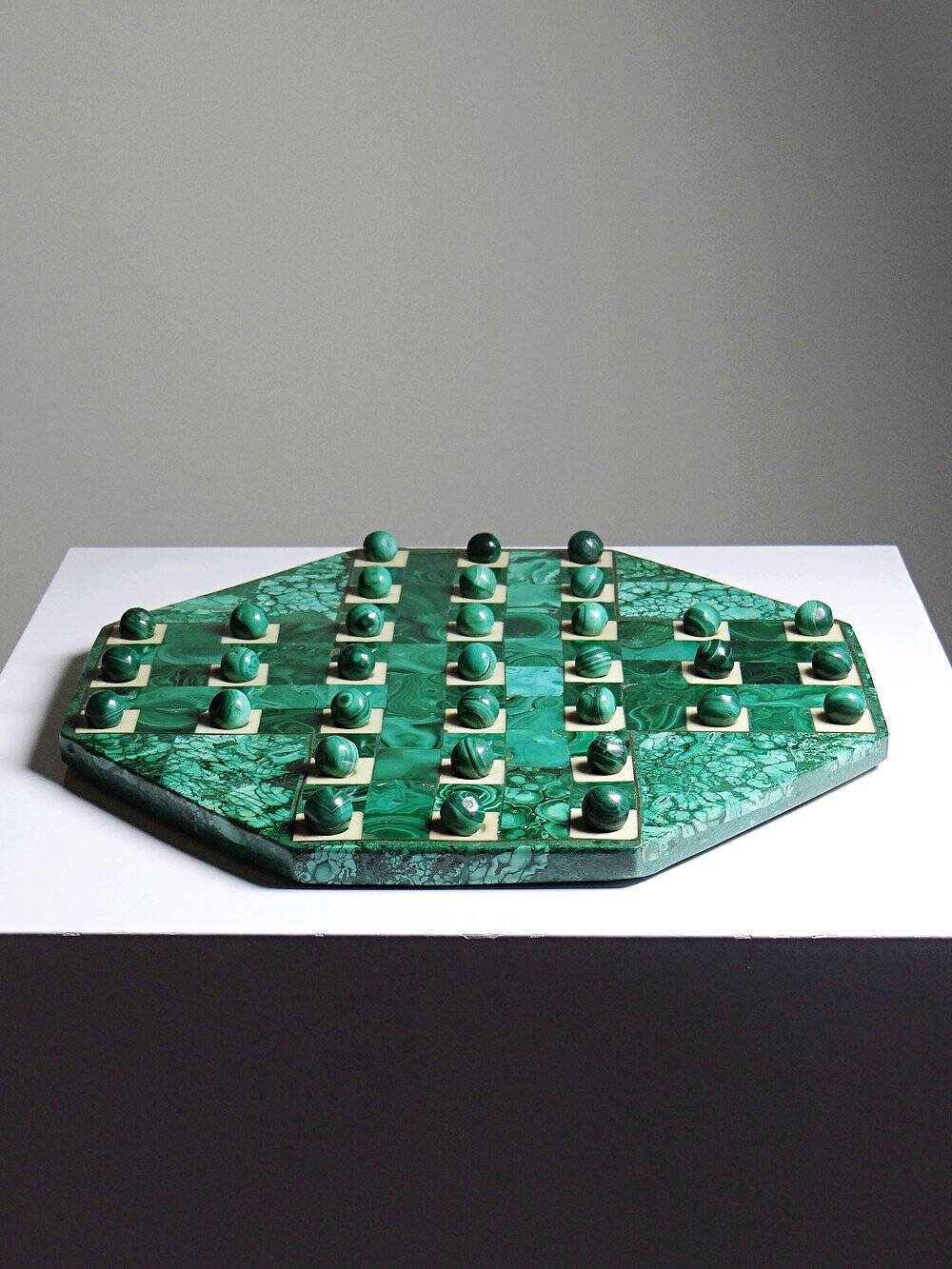 Octagonal solitaire in malachite and bakelite vintage 50s-60s