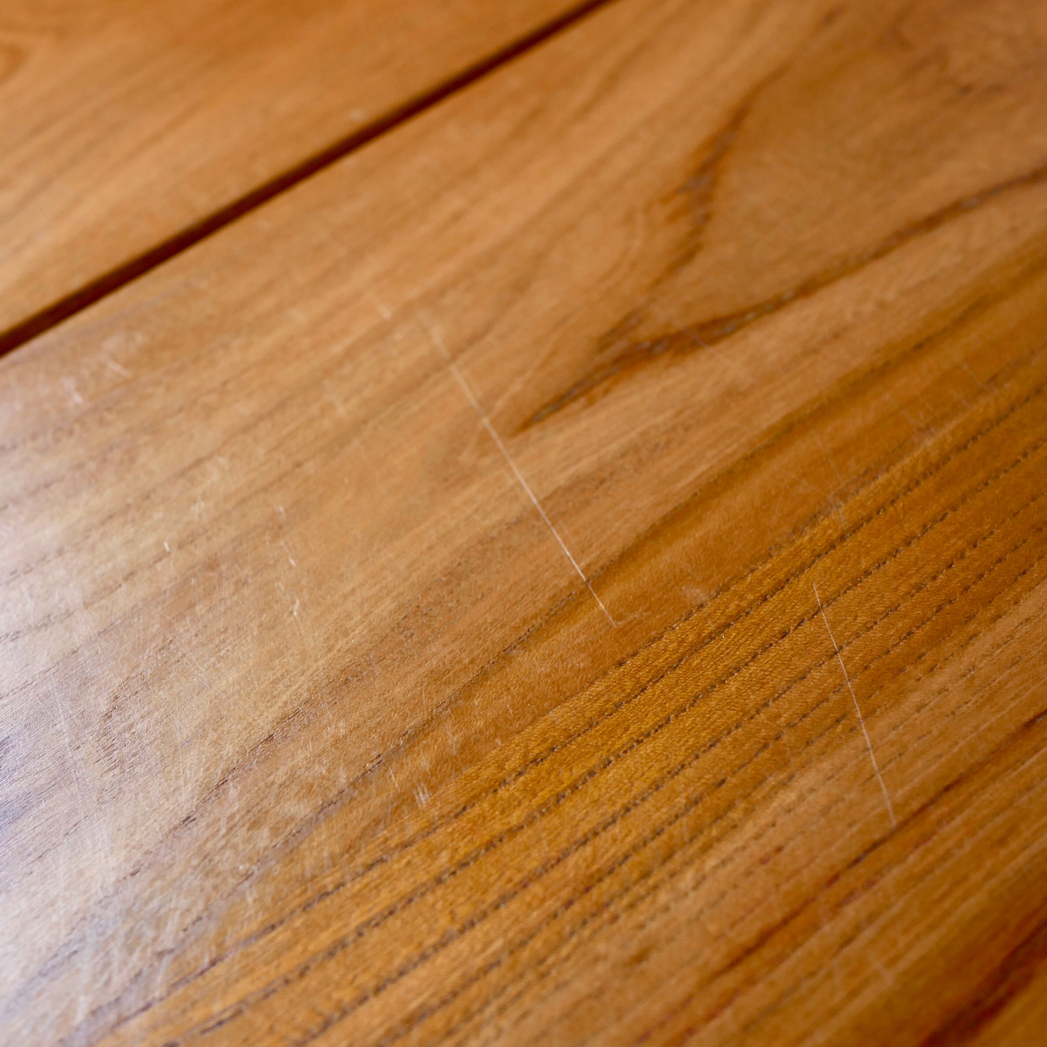 Asymmetrical solid elm coffee table Maison Regain