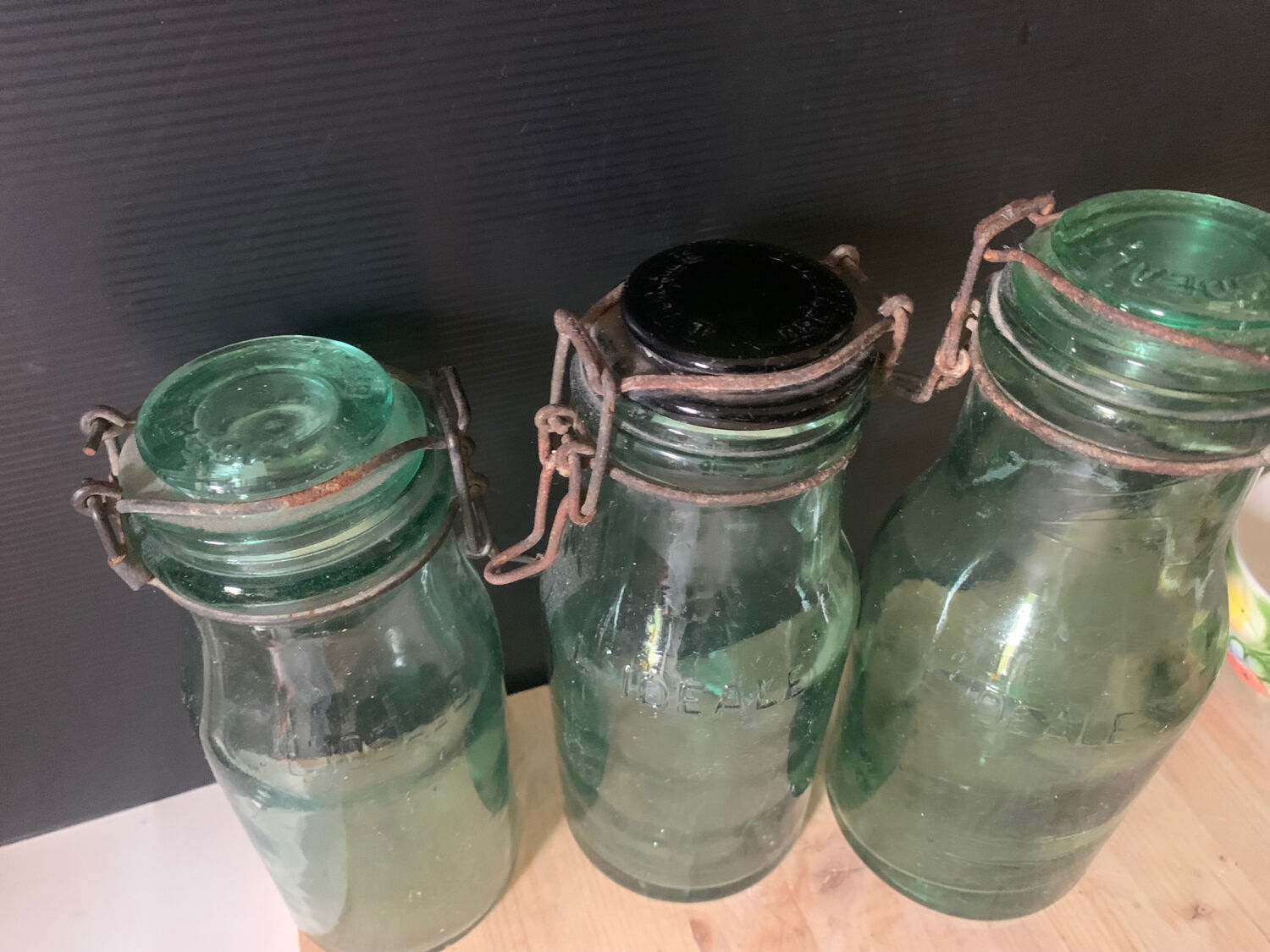 Old jars The ideal