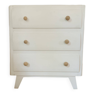 Vintage chest of drawers