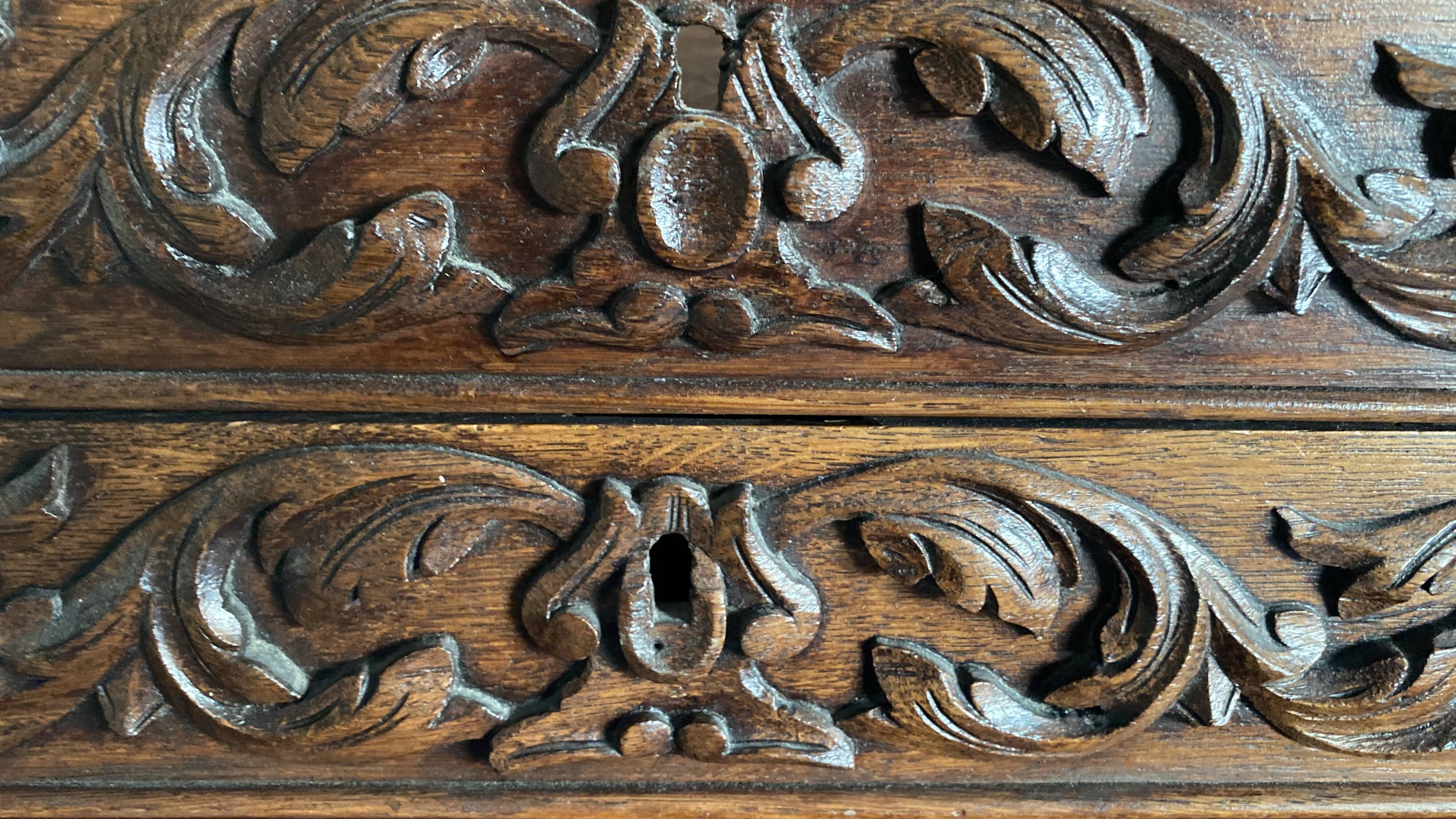 Ornate cardboard maker