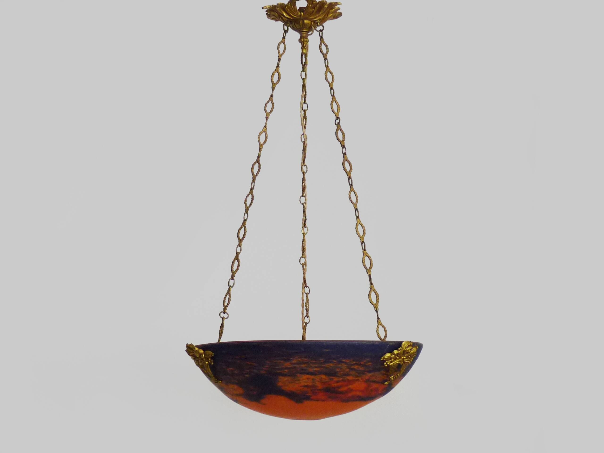 Art Deco 1 Feu Noverdy France basin pendant light in marmoreal glass paste