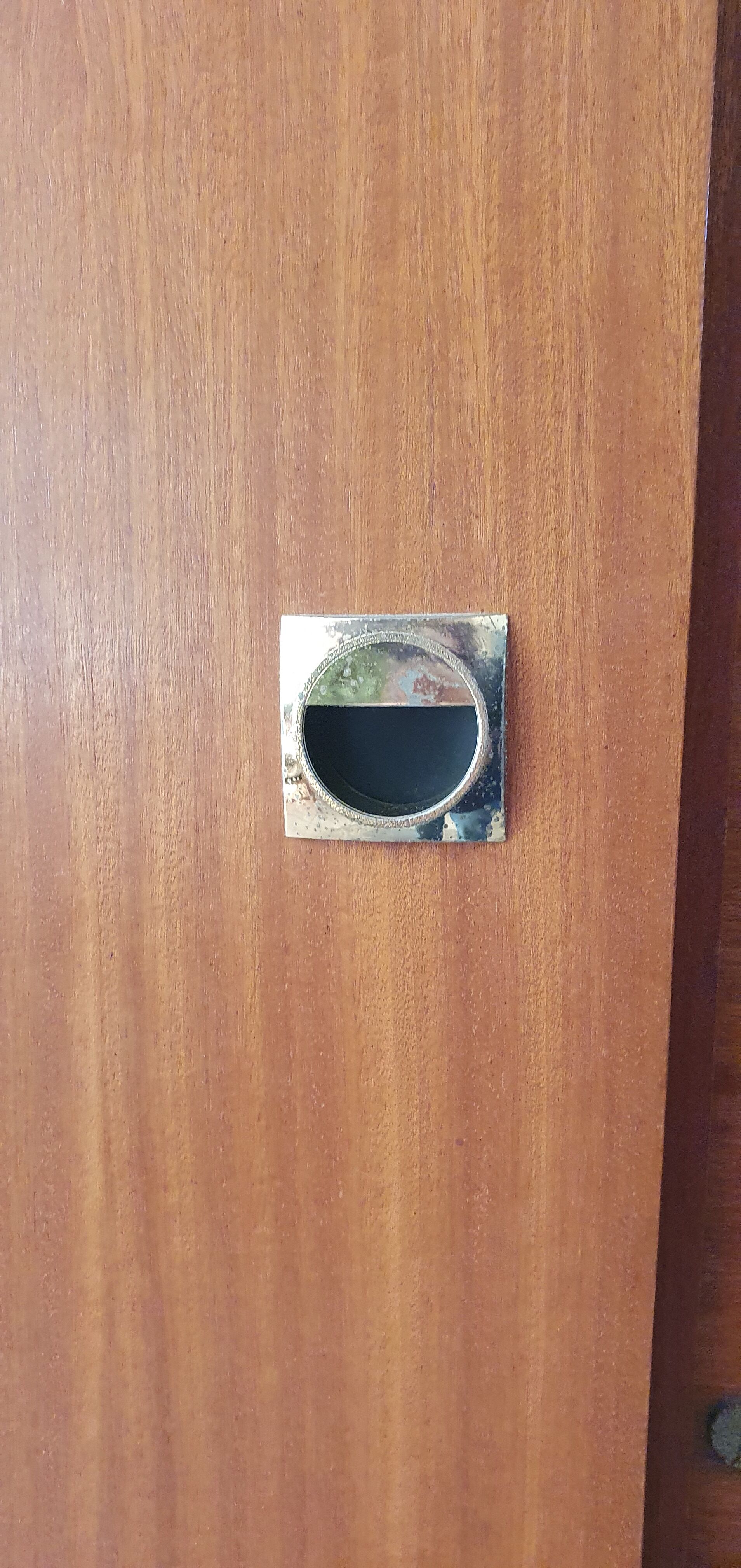 Combined wardrobe secretary