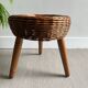 Tabouret tripode bois osier tressé