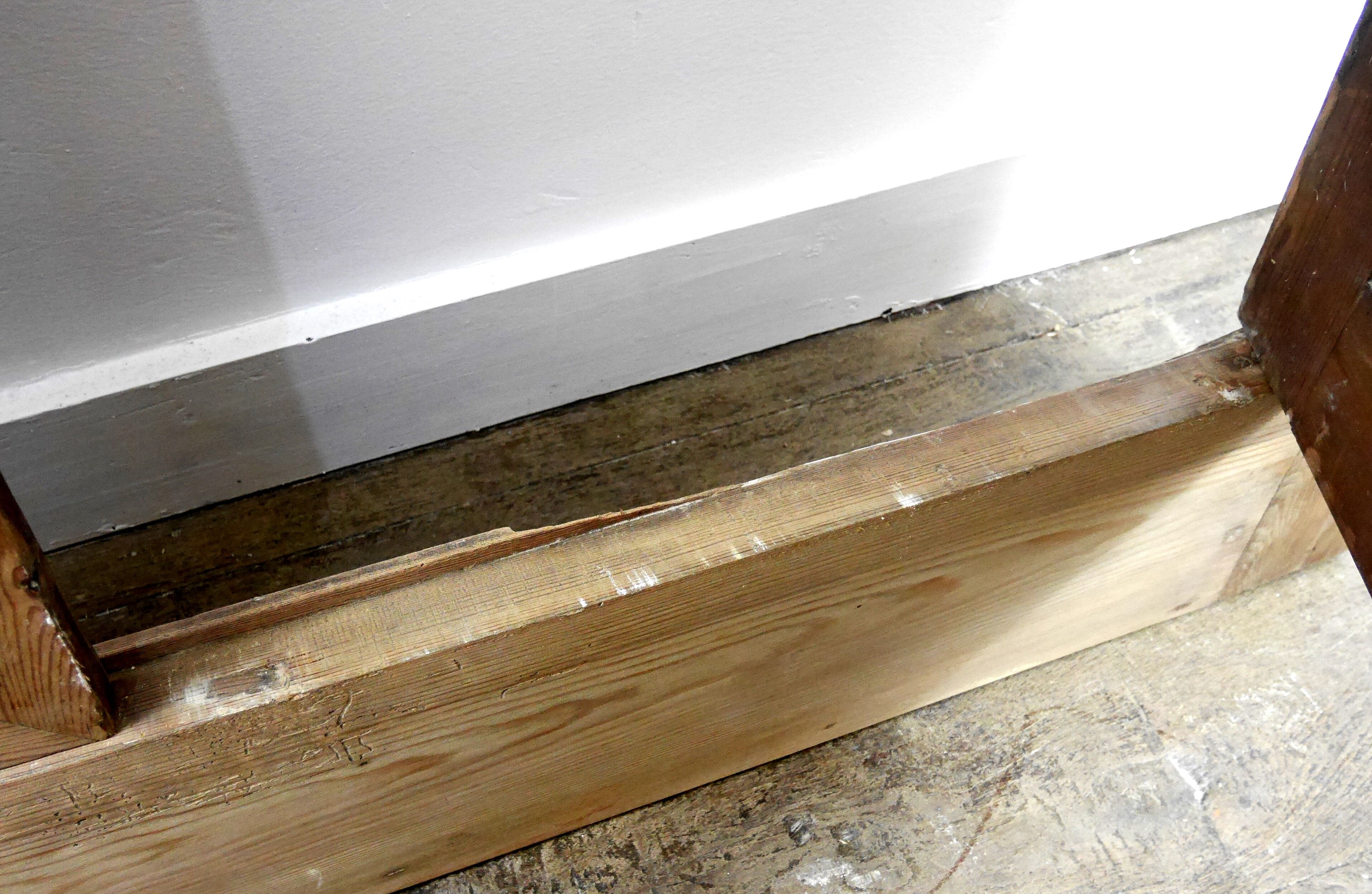 Front door closet cabinet pitchpin