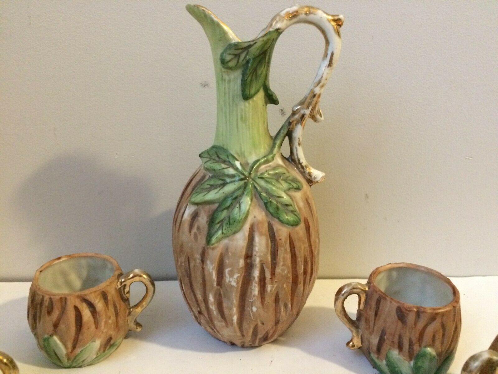 Biscuit liquor service