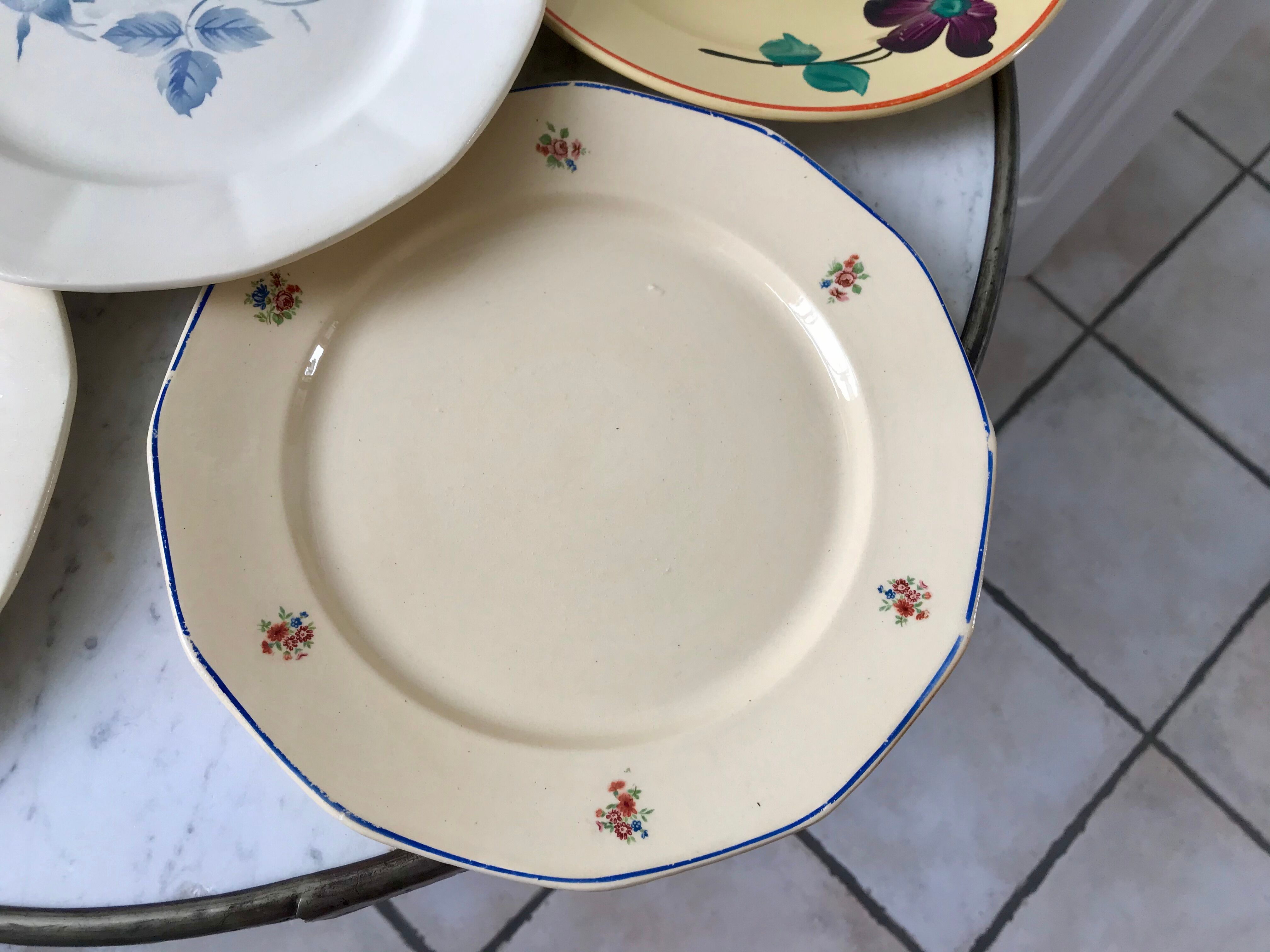 Lot de 6 assiettes plates dépareillées digoin sarreguemines modèle "ginette" & autre années 40-50