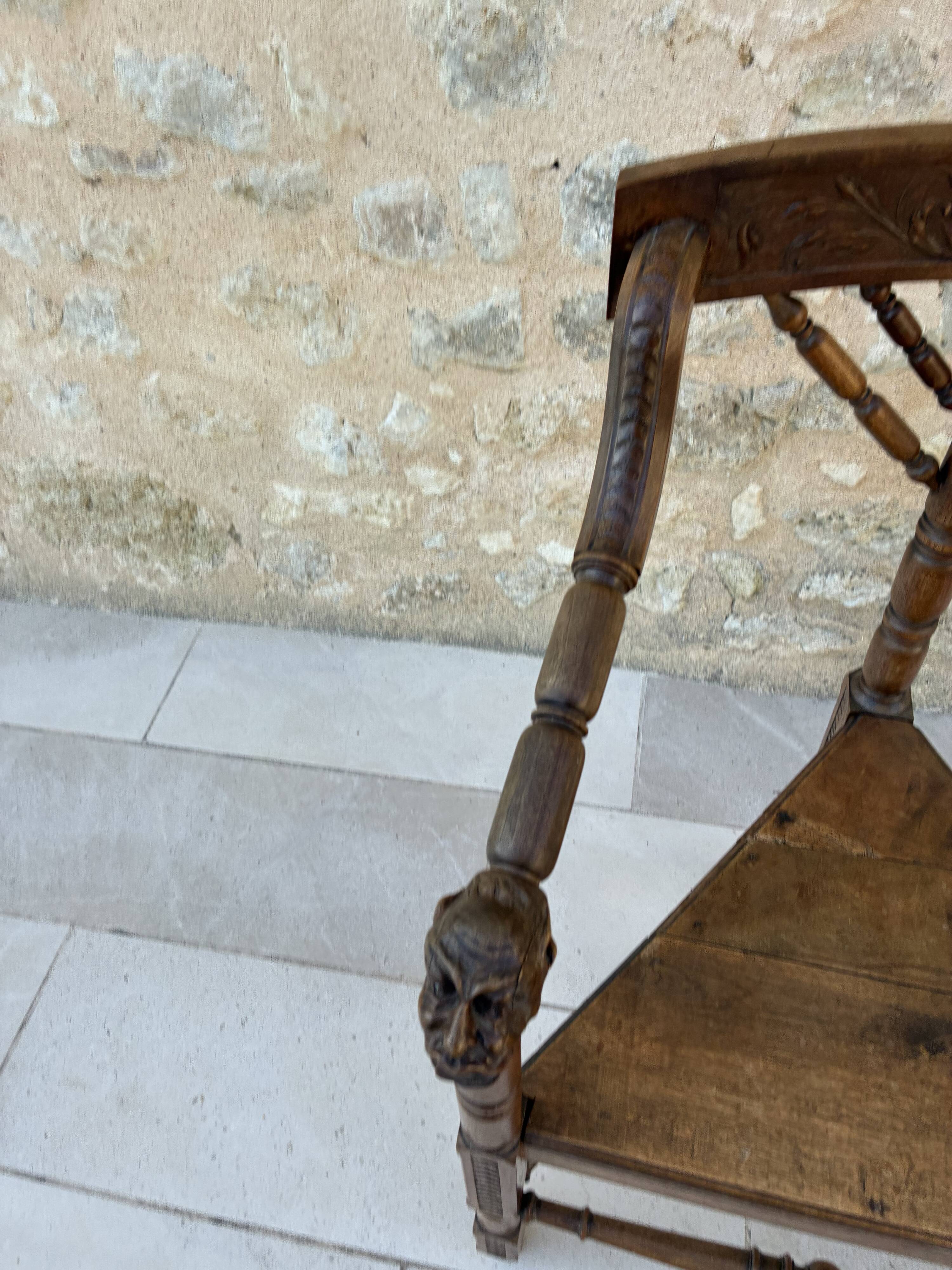 Fauteuil de moine