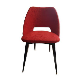 Chaise moumoute rouge, pieds compas, vintage