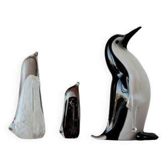 3 animal figurines of penguins in murano formia glass